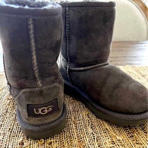 UGGs size girls 11